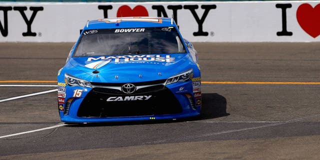 WATKINS GLEN, NY - AUGUST 07: Clint Bowyer, driver of the #15 Maxwell House Toyota, races during practice for the NASCAR Sprint Cup Series Cheez-It 355 at Watkins Glen International on August 7, 2015 in Watkins Glen, New York. (Photo by Jeff Zelevansky/Getty Images)