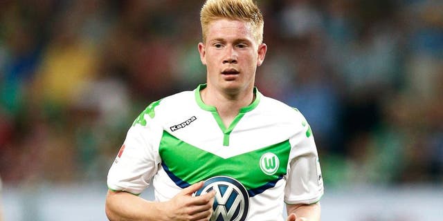 WOLFSBURG, GERMANY - AUGUST 01: Kevin De Bruyne of VfL Wolfsburg in action during the DFL Supercup match between VfL Wolfsburg and FC Bayern Muenchen at Volkswagen Arena on August 1, 2015 in Wolfsburg, Germany. (Photo by Dean Mouhtaropoulos/Bongarts/Getty Images)