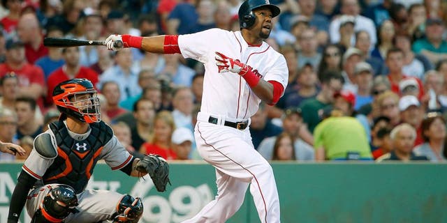 BOSTON, MA - June 24: Alejandro De Aza #31 of the Boston Red Sox during the fourth inning of the game against the Baltimore Orioles at Fenway Park on June 24, 2015 in Boston, Massachusetts. (Photo by Winslow Townson/Getty Images)