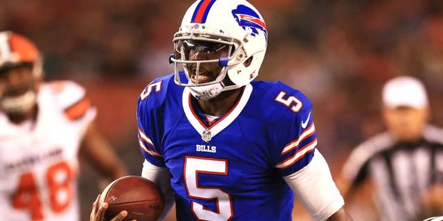 Aug 20, 2015; Cleveland, OH, USA; Buffalo Bills quarterback Tyrod Taylor (5) runs the ball during the second quarter of a preseason game against the Cleveland Browns at FirstEnergy Stadium. Mandatory Credit: Andrew Weber-USA TODAY Sports