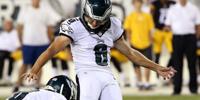 Aug 21, 2014; Philadelphia, PA, USA; Philadelphia Eagles kicker Alex Henery (6) kicks a 36 yard field goal during the second quarter of a game against the Pittsburgh Steelers at Lincoln Financial Field. Mandatory Credit: Bill Streicher-USA TODAY Sports