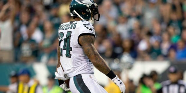 PHILADELPHIA, PA - AUGUST 22: Ryan Mathews #24 of the Philadelphia Eagles rushes for a touchdown in the first quarter against the Baltimore Ravens on August 22, 2015 at Lincoln Financial Field in Philadelphia, Pennsylvania. (Photo by Mitchell Leff/Getty Images)