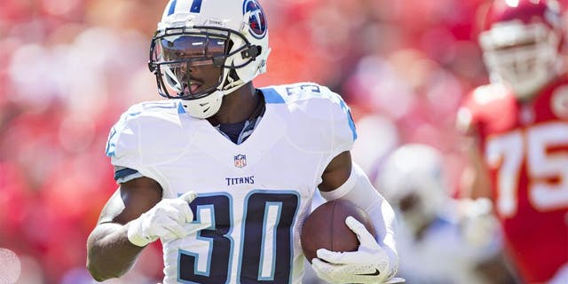 KANSAS CITY, MO - SEPTEMBER 7: Jason McCourty #30 of the Tennessee Titans runs the ball during a game against the Kansas City Chiefs at Arrowhead Stadium on September 7, 2014 in Kansas City, Missouri. The Titans defeated the Chiefs 26-10. (Photo by Wesley Hitt/Getty Images)