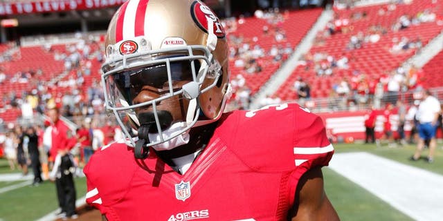 SANTA CLARA, CA - AUGUST 23: Kendall Hunter #32 of the San Francisco 49ers stands on the field prior to the game against the Dallas Cowboys at Levi Stadium on August 23, 2015 in Santa Clara, California. The 49ers defeated the Cowboys 23-6. (Photo by Michael Zagaris/San Francisco 49ers/Getty Images)