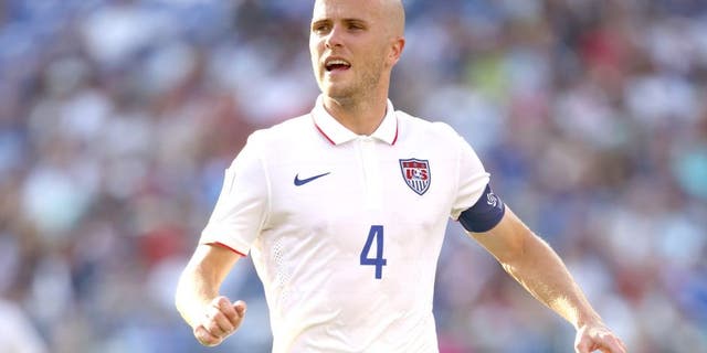 BALTIMORE, MD - JULY 18: Michael Bradley of United States of America during the Gold Cup Quarter Final between USA and Cuba at M&T Bank Stadium on July 18, 2015 in Baltimore, Maryland. (Photo by Matthew Ashton - AMA/Getty Images)