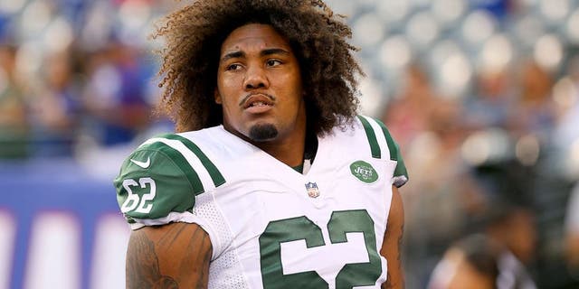 Aug 29, 2015; East Rutherford, NJ, USA; New York Jets defensive lineman Leonard Williams (62) during the pregame warmup for his game against the New York Giants at MetLife Stadium. Mandatory Credit: Ed Mulholland-USA TODAY Sports