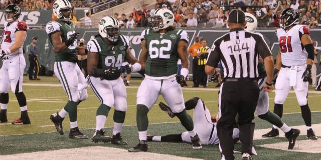 EAST RUTHERFORD, NJ - AUGUST 21: Defensive End Leonard Williams #62 of the New York Jets has a Sack and a Safety against the Atlanta Falcons at MetLife Stadium on August 21, 2015 in East Rutherford, New Jersey. (Photo by Al Pereira/Getty Images for New York Jets)