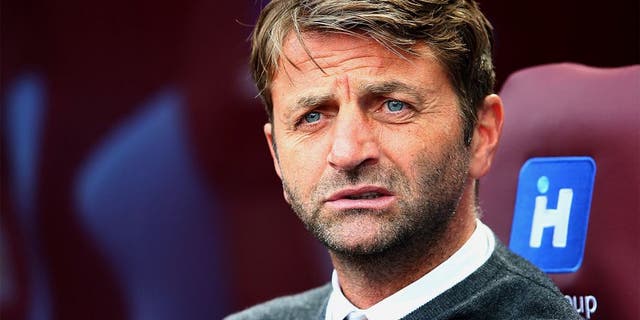 BIRMINGHAM, ENGLAND - AUGUST 29: Tim Sherwood Manager of Aston Villa looks on during the Barclays Premier League match between Aston Villa and Sunderland at Villa Park on August 29, 2015 in Birmingham, England. (Photo by Mark Thompson/Getty Images)