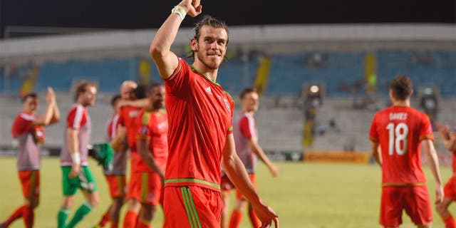 NICOSIA, CYPRUS - SEPTEMBER 03: Wales striker Gareth Bale celebrates after the UEFA EURO 2016 Qualifier between Cyprus and Wales at GPS Stadium on September 3, 2015 in Nicosia, Cyprus. (Photo by Stu Forster/Getty Images)