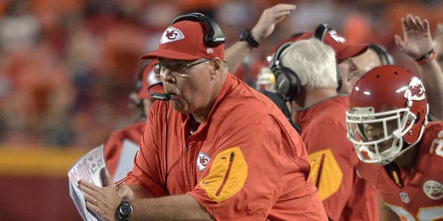 WATCH: Andy Reid knows how to throw a locker room party | Fox News