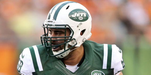 CINCINNATI, OH - AUGUST 16: OL Breno Giacomini #68 of the New York Jets moves to block in the game against the Cincinnati Bengals at Paul Brown Stadium on August 16, 2014 in Cincinnati, Ohio. (Photo by Al Pereira/New York Jets/Getty Images)