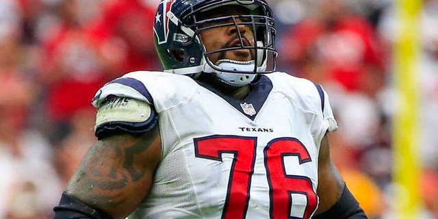 Houston, TX, USA: The Houston Texans tackle Duane Brown (76) in the game against the Kansas City Chiefs at NRG Stadium on September 13, 2015. Credit: Kevin Jairaj-USA TODAY Sports