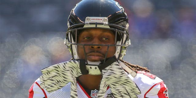 Sep 20, 2015; East Rutherford, NJ, USA; Atlanta Falcons wide receiver Roddy White (84) during the pre game warmup for their game against the New York Giants at MetLife Stadium. Mandatory Credit: Ed Mulholland-USA TODAY Sports
