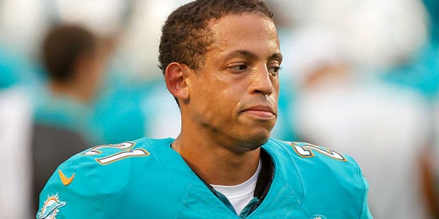 Brent Grimes with the Dolphins in 2015.