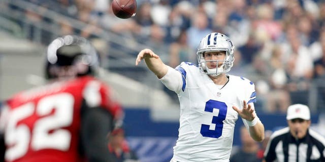 Kantor depan Cowboys tetap percaya diri dengan QB Brandon Weeden