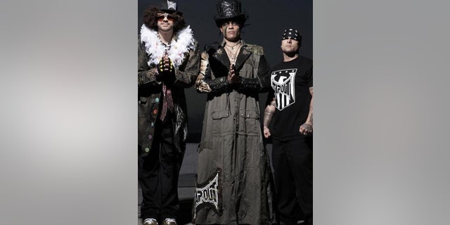 TapouT Crew