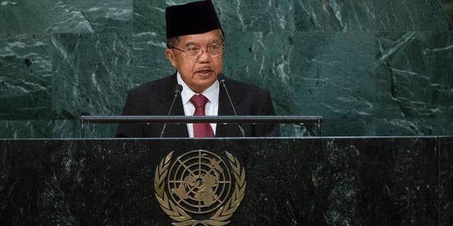 Indonesia's Vice President Muhammad Jusuf Kalla addresses the 71st session of the United Nations General Assembly, at U.N. headquarters, Friday, Sept. 23, 2016. (AP Photo/Craig Ruttle)