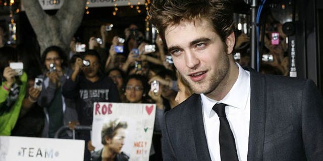 Robert Pattinson