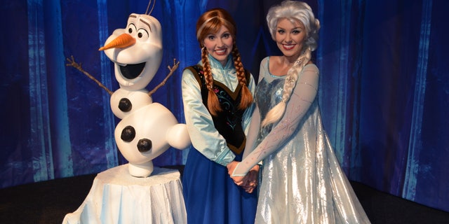 Anna and Elsa at Walt Disney World.