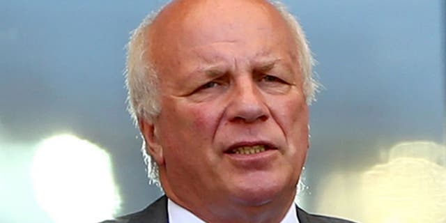 BELO HORIZONTE, BRAZIL - JUNE 24: Chairman of the FA Greg Dyke look on during the 2014 FIFA World Cup Brazil Group D match between Costa Rica and England at Estadio Mineirao on June 24, 2014 in Belo Horizonte, Brazil. (Photo by Paul Gilham/Getty Images)