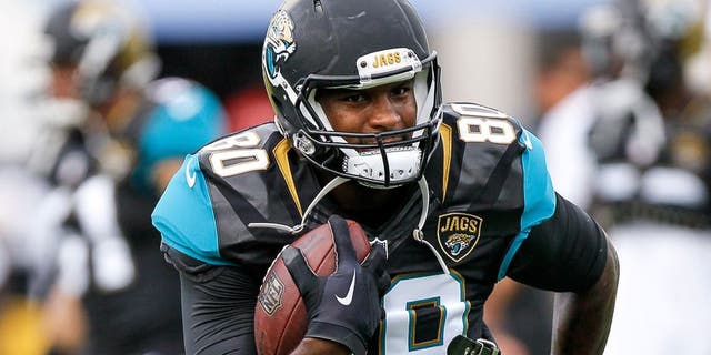 JACKSONVILLE, FL - AUGUST 14: Tight End Julius Thomas #80 of the Jacksonville Jaguars during a preseason game against the Pittsburgh Steelers at EverBank Field on August 14, 2015 in Jacksonville, Florida. The Jaguars defeated the Steelers 23 to 21. (Photo by Don Juan Moore/Getty Images)