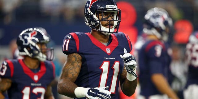 ARLINGTON, TX - SEPTEMBER 03: Jaelen Strong #11 of the Houston Texans during a preseason game on September 3, 2015 in Arlington, Texas. (Photo by Ronald Martinez/Getty Images)
