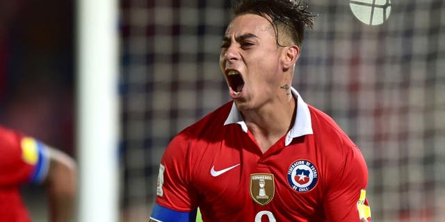 Chile's Eduardo Vargas celebrates after scoring against Brazil during their Russia 2018 FIFA World Cup qualifiers match, at the Nacional stadium in Santiago de Chile, on October 8, 2015. AFP PHOTO / MARTIN BERNETTI (Photo credit should read MARTIN BERNETTI/AFP/Getty Images)