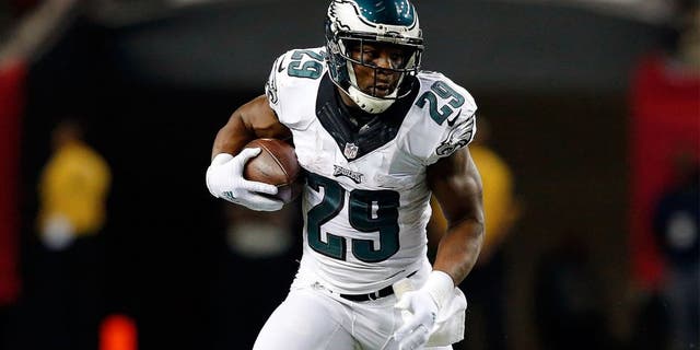 ATLANTA, GA - SEPTEMBER 14: DeMarco Murray #29 of the Philadelphia Eagles breaks a tackle by Paul Worrilow #55 of the Atlanta Falcons during the first half at the Georgia Dome on September 14, 2015 in Atlanta, Georgia. (Photo by Kevin C. Cox/Getty Images)