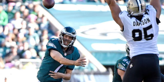 Oct 11, 2015; Philadelphia, PA, USA; Philadelphia Eagles quarterback Sam Bradford (7) throws a pass during the third quarter against the New Orleans Saints at Lincoln Financial Field. The Eagles defeated the Saints, 39-17. Mandatory Credit: Eric Hartline-USA TODAY Sports