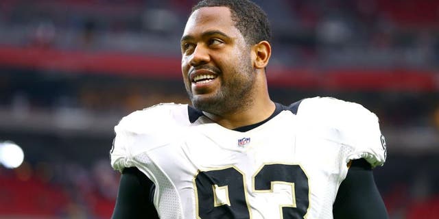 Sep 13, 2015; Glendale, AZ, USA; New Orleans Saints defensive tackle Kevin Williams (93) against the Arizona Cardinals at University of Phoenix Stadium. Mandatory Credit: Mark J. Rebilas-USA TODAY Sports