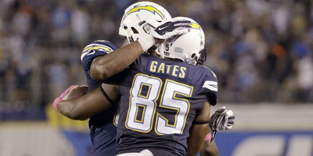 SAN DIEGO, CA - OCTOBER 12: Tight end Antonio Gates #85 of the San Diego Chargers celebrates after a touchdown reception against the Pittsburgh Steelers at Qualcomm Stadium on October 12, 2015 in San Diego, California. (Photo by Jeff Gross/Getty Images)