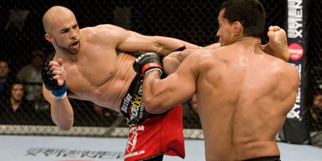 MONTREAL - APRIL 18: Eliot Marshall (black/red shorts) def. Vinny Magalhaes (white shorts) - Unanimous Decision during UFC 97 at Bell Centre on April 18, 2009 in Montreal, Quebec, Canada. (Photo by Josh Hedges/Zuffa LLC via Getty Images)