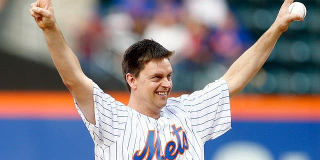 NEW YORK, NY - MAY 29: Comedian Jim Breuer throws out the first pitch before a game between the Miami Marlins and New York Mets on May 29, 2015 at Citi Field in the Flushing neighborhood of the Queens borough of New York City. (Photo by Rich Schultz/Getty Images)