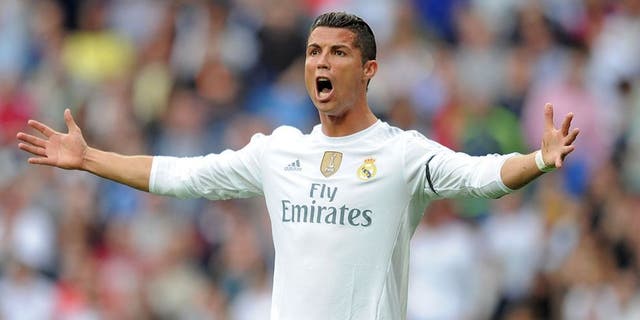 MADRID, SPAIN - OCTOBER 17: Cristiano Ronaldo of Real Madrid reacts during the La Liga match between Real Madrid CF and Levante UD at estadio Santiago Bernabeu on October 17, 2015 in Madrid, Spain. (Photo by Denis Doyle/Getty Images)