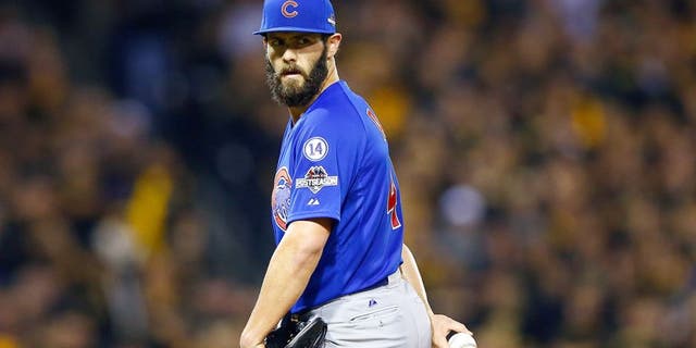 Jake Arrieta #49 of the Chicago Cubs stands on the pitcher's mound in the seventh inning against the Pittsburgh Pirates during the National League Wild Card game at PNC Park on October 7, 2015 in Pittsburgh, Pennsylvania. (Photo by Jared Wickerham/Getty Images)