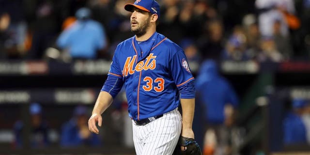 NEW YORK, NY - OCTOBER 17: Matt Harvey #33 of the New York Mets walks back to the dugout after closing out an inning against the Chicago Cubs during game one of the 2015 MLB National League Championship Series at Citi Field on October 17, 2015 in the Flushing neighborhood of the Queens borough of New York City. (Photo by Elsa/Getty Images)