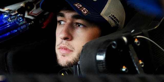 SPARTA, KY - SEPTEMBER 25: Chase Elliott, driver of the #9 NAPA Auto Parts Chevrolet, sits in his car during NASCAR Xfinity Series practice for the Visitmyrtlebeach.com 300 at Kentucky Speedway on September 25, 2015 in Sparta, Kentucky. (Photo by Rainier Ehrhardt/NASCAR via Getty Images)