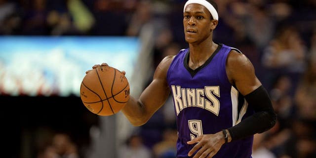 Oct 7, 2015; Phoenix, AZ, USA; Sacramento Kings guard Rajon Rondo (9) dribbles the basketball up the court in the second half against the Phoenix Suns at Talking Stick Resort Arena. The Suns defeat the Kings 102-98. Mandatory Credit: Jennifer Stewart-USA TODAY Sports