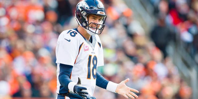 CLEVELAND, OH - OCTOBER 18: Quarterback Peyton Manning #18 of the Denver Broncos reacts after an incomplete pass during the first half against the Cleveland Browns at FirstEnergy Stadium on October 18, 2015 in Cleveland, Ohio. (Photo by Jason Miller/Getty Images)