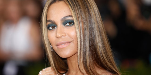 Singer-Songwriter Beyonce Knowles arrives at the Metropolitan Museum of Art Costume Institute Gala (Met Gala) in New York, May 2, 2016.