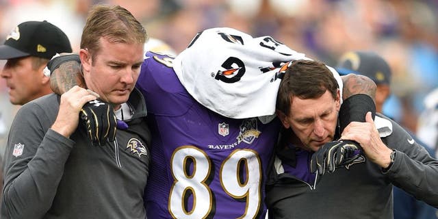 Baltimore Ravens wide receiver Steve Smith (89) is helped off the field after an injury during the second half of an NFL football game against the San Diego Chargers in Baltimore, Sunday, Nov. 1, 2015. (AP Photo/Nick Wass)
