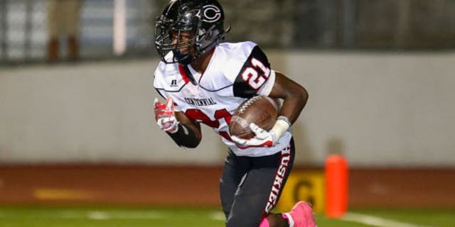 Centennial at Valencia varsity footballl played at Valencia High School on October 2, 2014. Photo: Larry Gasinski