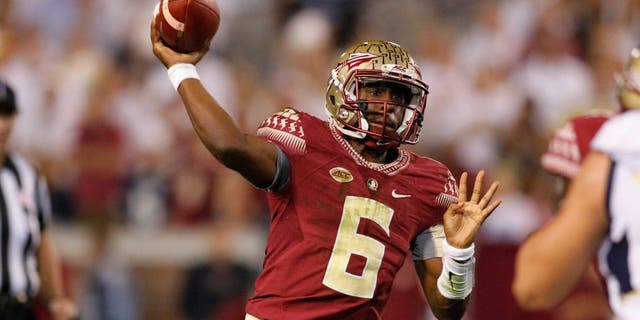 Oct 24, 2015; Atlanta, GA, USA; Florida State Seminoles quarterback Everett Golson (6) throws a pass against the Georgia Tech Yellow Jackets in the second quarter at Bobby Dodd Stadium. Mandatory Credit: Brett Davis-USA TODAY Sports