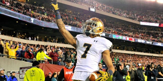 Oct 31, 2015; Philadelphia, PA, USA; Notre Dame Fighting Irish wide receiver Will Fuller (7) reacts after scoring a touchdown against the Temple Owls during the second half at Lincoln Financial Field. Notre Dame won the game 24-20. Mandatory Credit: Derik Hamilton-USA TODAY Sports