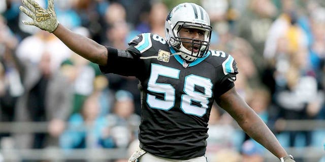 CHARLOTTE, NC - NOVEMBER 08: Thomas Davis #58 of the Carolina Panthers reacts after a play on defense during their game against the Green Bay Packers at Bank of America Stadium on November 8, 2015 in Charlotte, North Carolina. (Photo by Streeter Lecka/Getty Images)