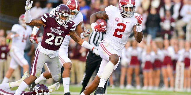 Nov 14, 2015; Starkville, MS, USA; Alabama Crimson Tide running back Derrick Henry (2) runs the ball during a play that would result in a touchdown during the second quarter of the game against the Mississippi State Bulldogs at Davis Wade Stadium. Mandatory Credit: Matt Bush-USA TODAY Sports
