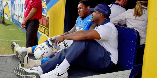 SAN DIEGO, CA - OCTOBER 25: Orlando Franklin #74 of the San Diego Chargers leaves the game aginst the Oakland Raiders at Qualcomm Stadium on October 25, 2015 in San Diego, California. (Photo by Harry How/Getty Images)