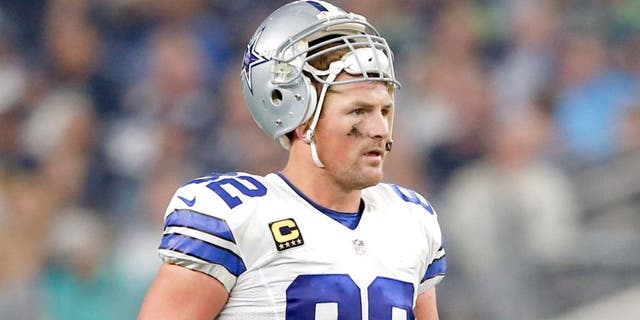 Nov 1, 2015; Arlington, TX, USA; Dallas Cowboys tight end Jason Witten (82) during the game against the Seattle Seahawks at AT&amp;T Stadium. Mandatory Credit: Kevin Jairaj-USA TODAY Sports