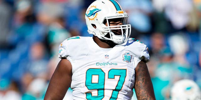 NASHVILLE, TN - OCTOBER 18: Jordan Phillips #97 of the Miami Dolphins looks over the offense during a game against the Tennessee Titans at LP Field on October 18, 2015 in Nashville, Tennessee. The Dolphins defeated the Titans 38-10. (Photo by Wesley Hitt/Getty Images)