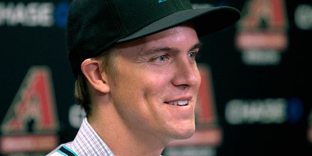 PHOENIX, AZ - DECEMBER 11: Free agent aquisition Zack Greinke of the Arizona Diamondbacks speaks to the media during a press conference at Chase Field on December 11, 2015 in Phoenix, Arizona. (Photo by Ralph Freso/Getty Images)